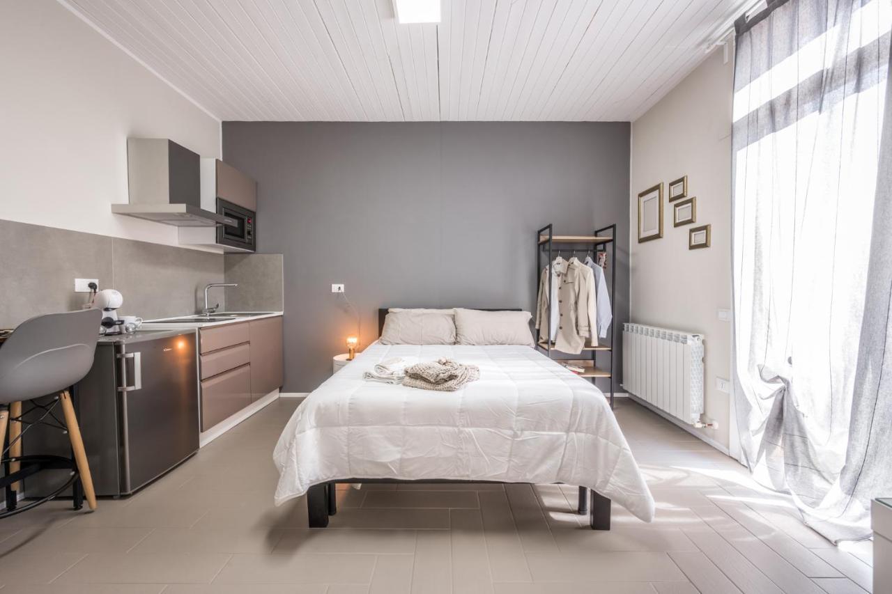 Suite 649 Mono Con Terrazzo Modena Exteriör bild